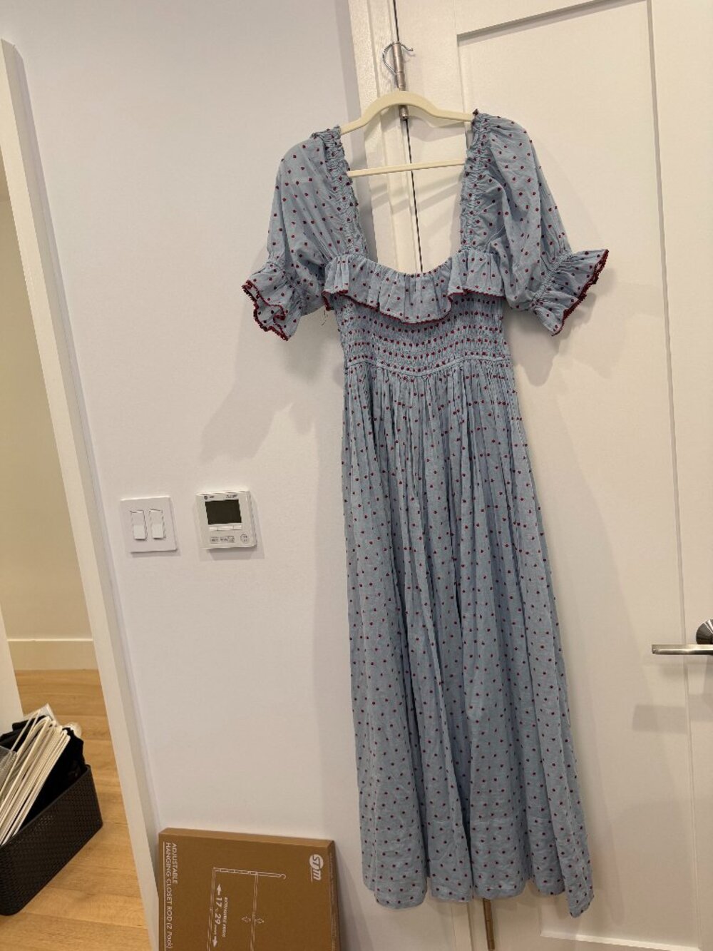 Dôen Light Blue Red Embroidered Puff Sleeve Smocked Midi Dress Size S